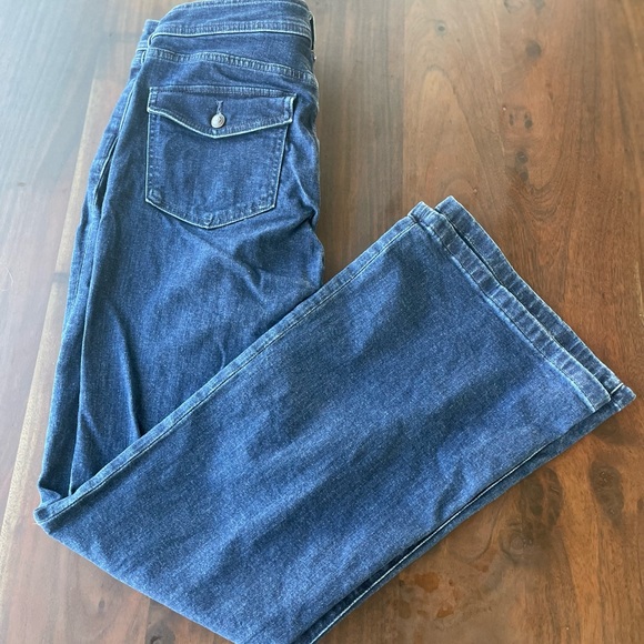 Gap 70’s Flare High Rise Dark Indigo size 31 - Picture 7 of 7